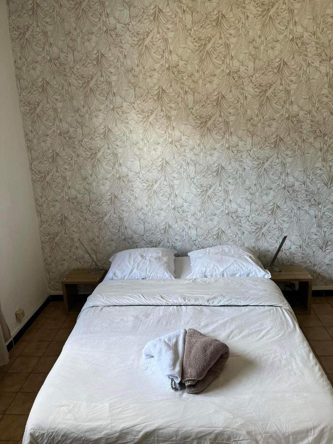 Nm-Housing Lejlighed Saint-Denis Eksteriør billede